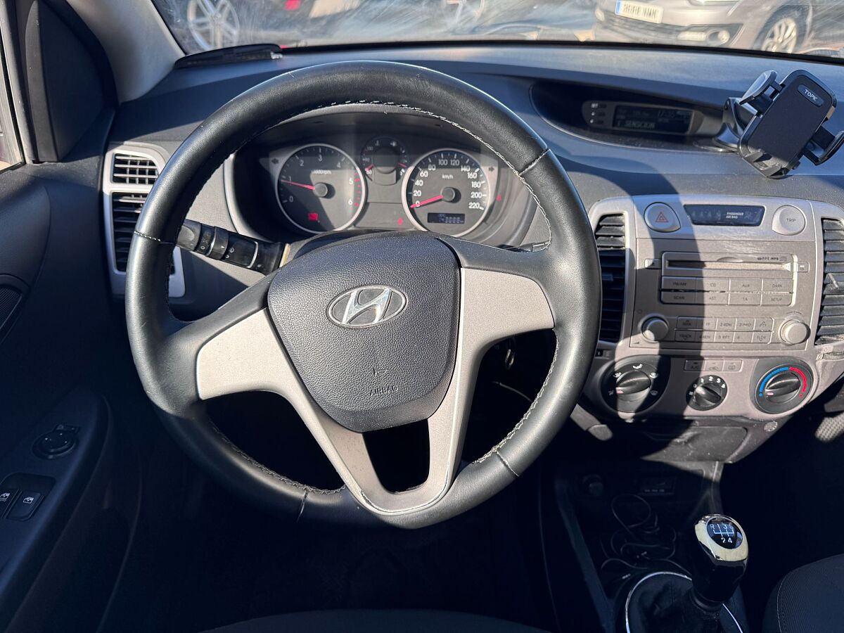 HYUNDAI I20 COMFORT 1.4 CRDI SPANISH LHD IN SPAIN ONLY 89000 MILES SUPERB 2012